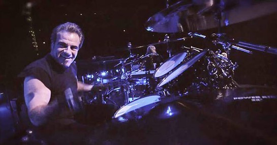 Happy birthday to Tico Torres (Bon Jovi),
(October 7, 1953). 