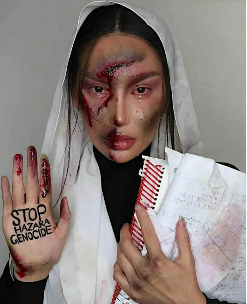 گناه ما هزاره بودن است
ما را قتل عام کردند
ما را کشتند
من ماندم
تو ماندی
سکوت کردم
سکوت کردی
مه از خسته شدن خسته شدم
من هزاره‌ام
اینبار برای هزاره بودنم می‌جنگم

#StopHazaraGenocide