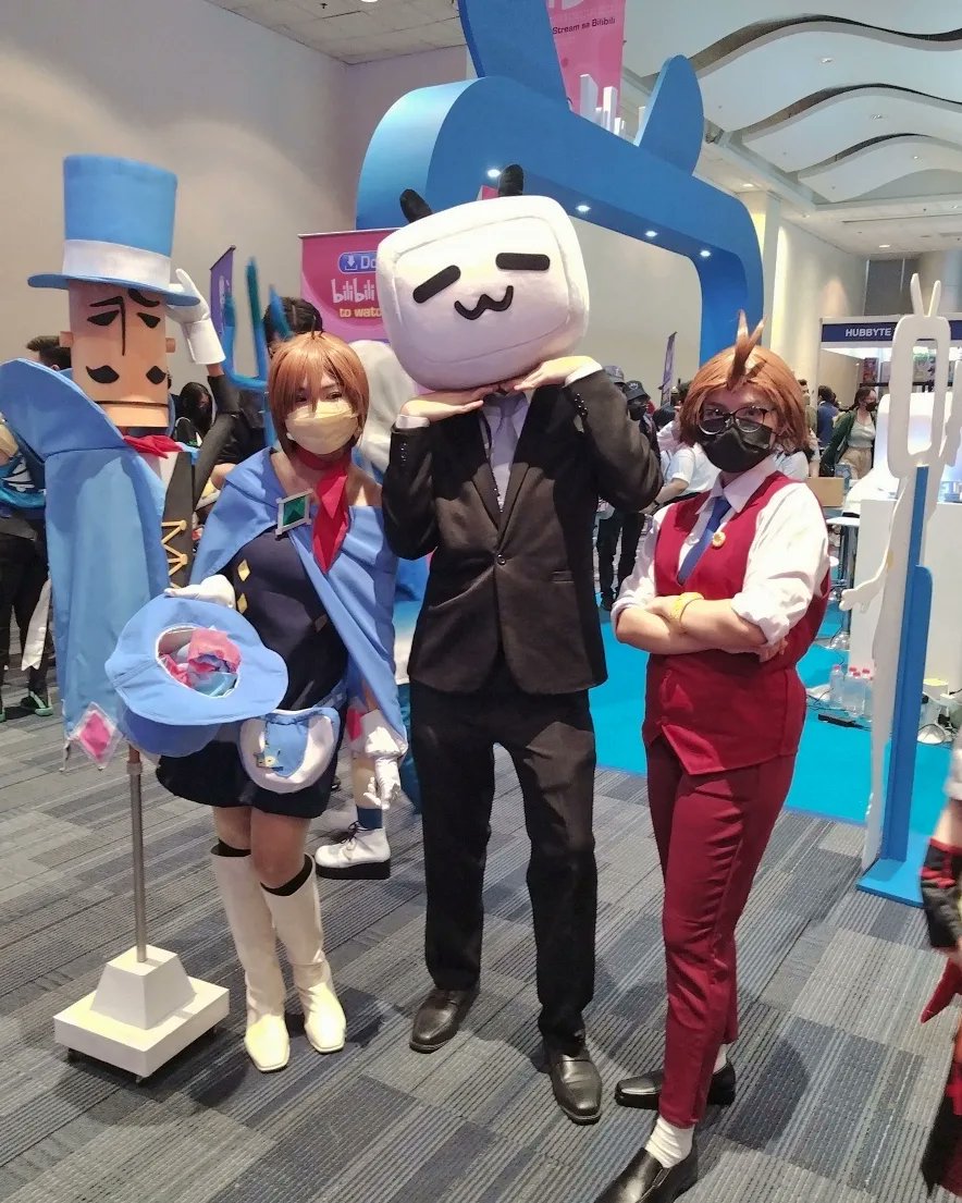 bilibili!  ╱ w ╲