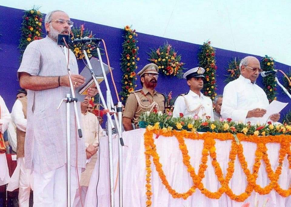 mishranitish's tweet photo. 21 वर्ष पूर्व आज ही के दिन वर्ष 2001 में आदरणीय श्री नरेन्द्र मोदी जी ने गुजरात के CM पद की शपथ ली थी।
विगत 21 वर्षों में राष्ट्र के प्रति समपर्ण और जनता के प्रति अपार स्नेह से सत्ता को जनसेवा के मार्ग में परिवर्तित करने वाले आदरणीय पीएम श्री @narendramodi जी का हार्दिक अभिनंदन। https://t.co/Mqrfb7rd7v