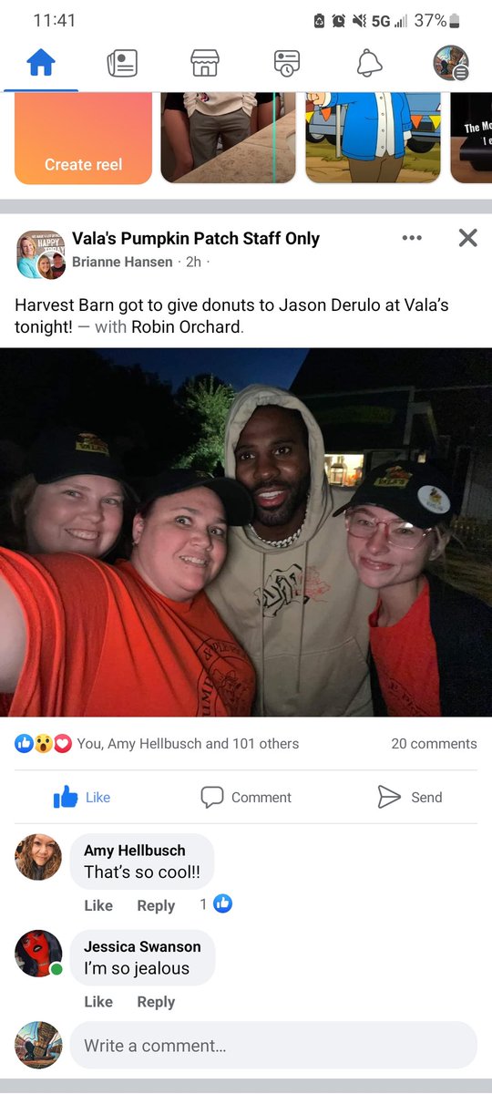 m0llyminaj's tweet photo. dawg😭😭😭😭 fucking jason derulo was at valas today https://t.co/KnThwRIyuU
