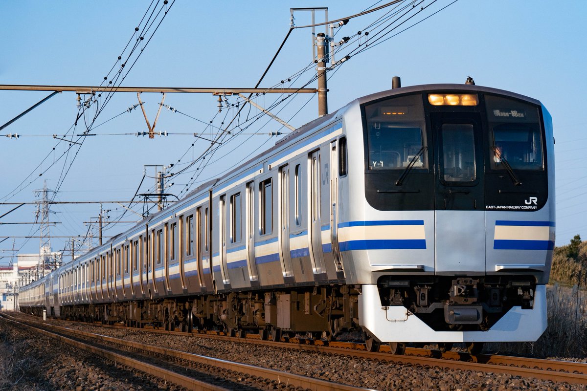 Kamakura07_15's tweet photo. さようならE217系クラY-1編成②

横須賀線復帰後
撮りに行くと死ぬほど巡り合わせが悪かったけど、通学などで乗る時に当たると少し嬉しかった記憶がいっぱいある。
約28年間、本当にお疲れさまでした。 https://t.co/4OhiETsu7P