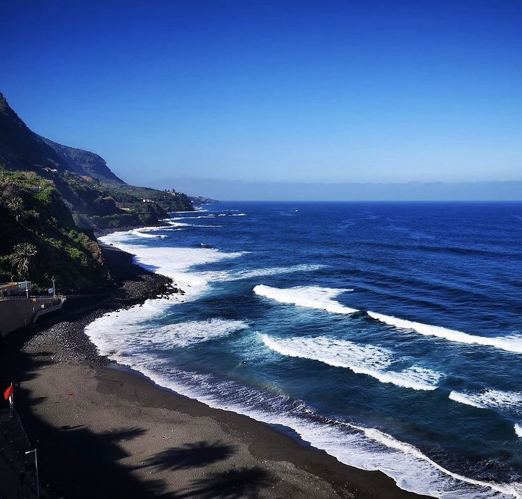 matthieuherault's tweet photo. À partir de 385€ la semaine pour des #vacances à #tenerife aux #canaries appartement avec vue sur l océan. Vols à partir de 30€ au départ de #beauvais avec #ryanair 45€ depuis #paris rdv sur notre page facebook https://t.co/TD5Qy0qH9h https://t.co/k9QijU3WVN