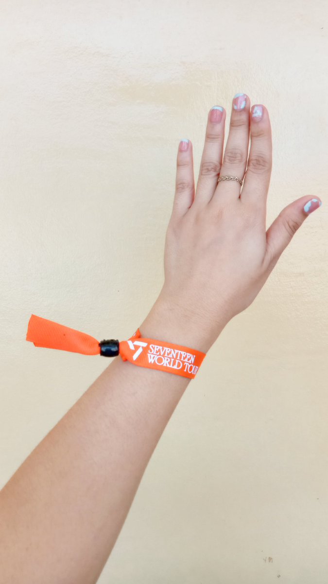 ✨ BE THE SUN IN MNL FREEBIES ✨

I'll be giving out banners and ribbon braclets tomorrow! :)
Time: Morning
Location: TBA but if you happen to come across me, pls feel free to ask 💗
 
just like, rt &amp; show me this ~

#SEVENTEEN #세븐틴
#BETHESUNinMNL #BeTSinManila
<a href="/pledis_17/">세븐틴(SEVENTEEN)</a>