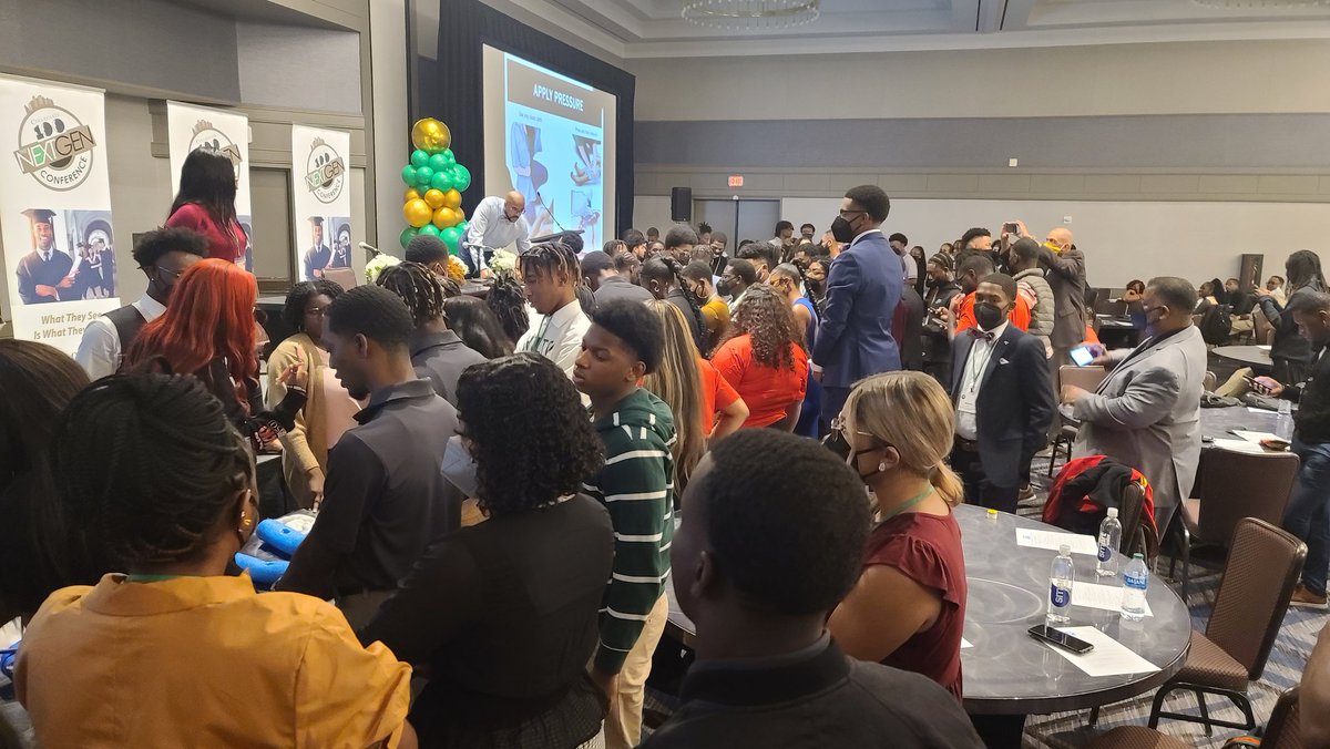 LUCollegiate100's tweet photo. Day 1 of C100 Conference learning about careers in health care, TIPS for improving grades in STEM classes and on exams, urban violence, and how to stop the bleed!! #funinlearning #C100Conf #NextGen2022 https://t.co/jRAtmr2M5E