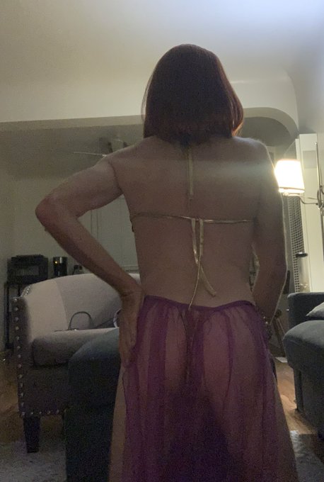 Your POV.

What’s your next move?

#sissy #femboy #crossdresser #fem #slave #princess https://t.co/D