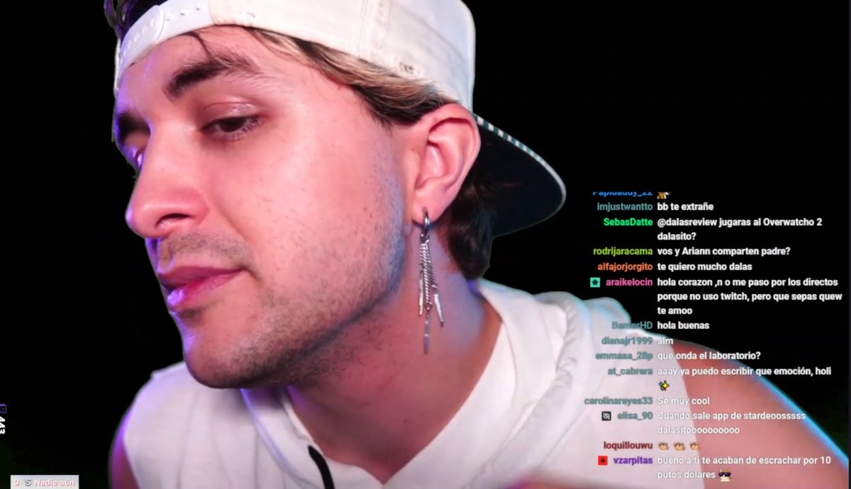 DalasReview's tweet photo. RT🔁Si te gustaría ver esta nariz saliendo mojadita de dentro de ti 😳y luego besarnos hasta quedarte sin maquillaje y quitarme el outfit uwu https://t.co/MvXS3decNu