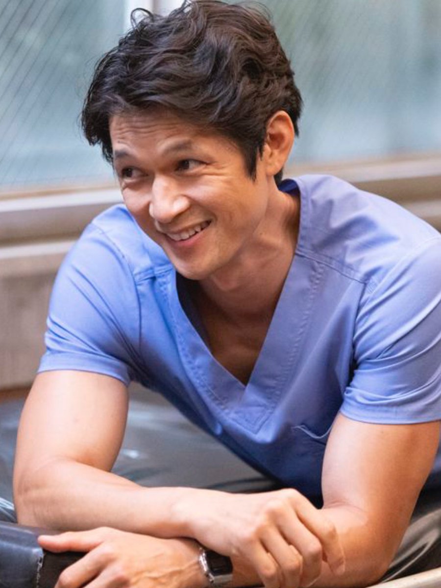 marykatefolan's tweet photo. THAT SMILEEEEE 😍🥰😍🥰😍🥰 #GreysAnatomy https://t.co/pYTFzP14LC