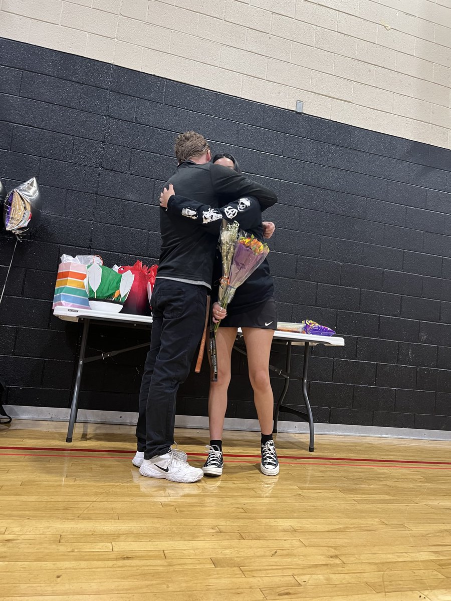 DEGirlsTennis's tweet photo. We gave our all this season but in the end, we are family... #ScorpionNation #WeAreDE #DesertEdgeHighSchool #DesertEdgeHS #WeRDE #GoodyearAZ #School #HighSchool #GoodyearLife #CityofGoodyear #CreatingChoice #CraftingCharacter #CultivatingCommunity #AFHSD #IronScorpions https://t.co/FqYTgZijU5
