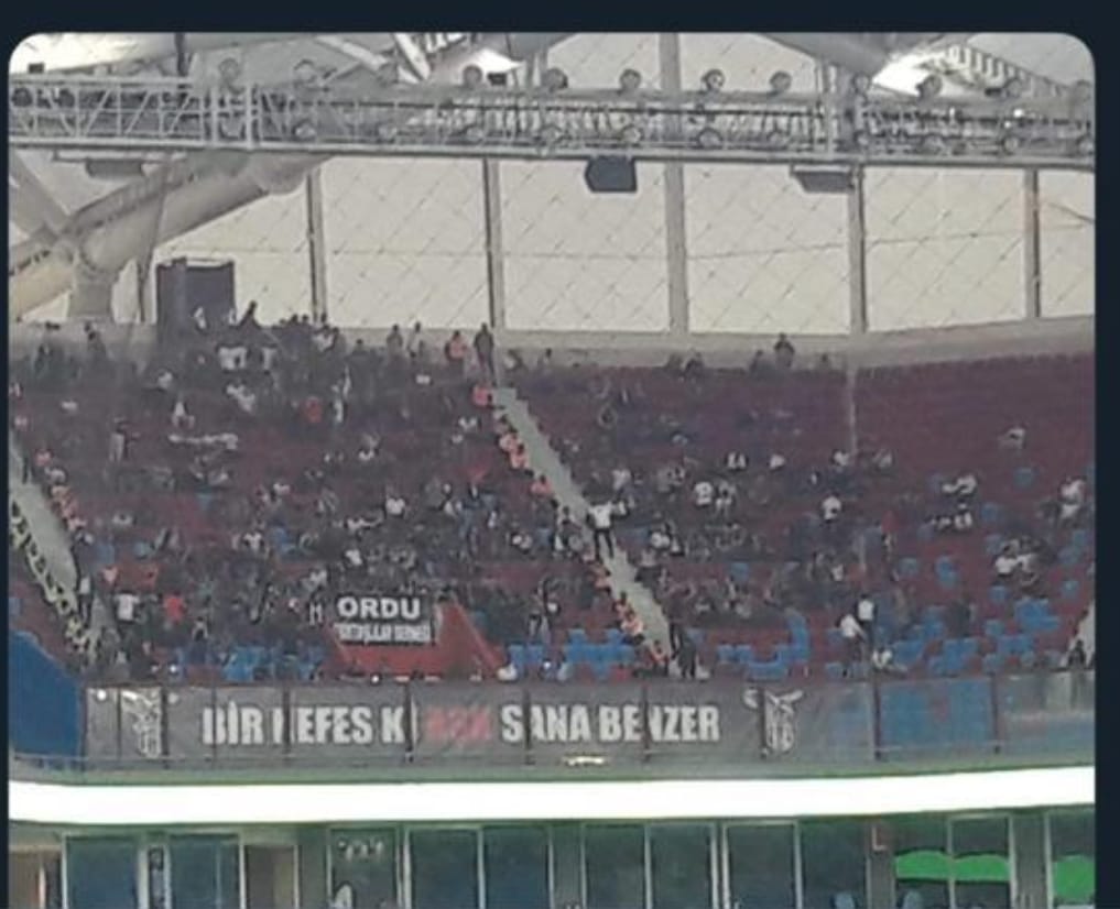 Beşiktaş 'ımız Giresun maçı için bugün  18:50 de Ordu _Giresun hava alanında olacaktır.
 Tüm taraftarlarımızı takımımızı karşılamaya bekliyoruz.
Ordu Beşiktaşlılar Derneği...
#besiktas #besiktasinmacivar