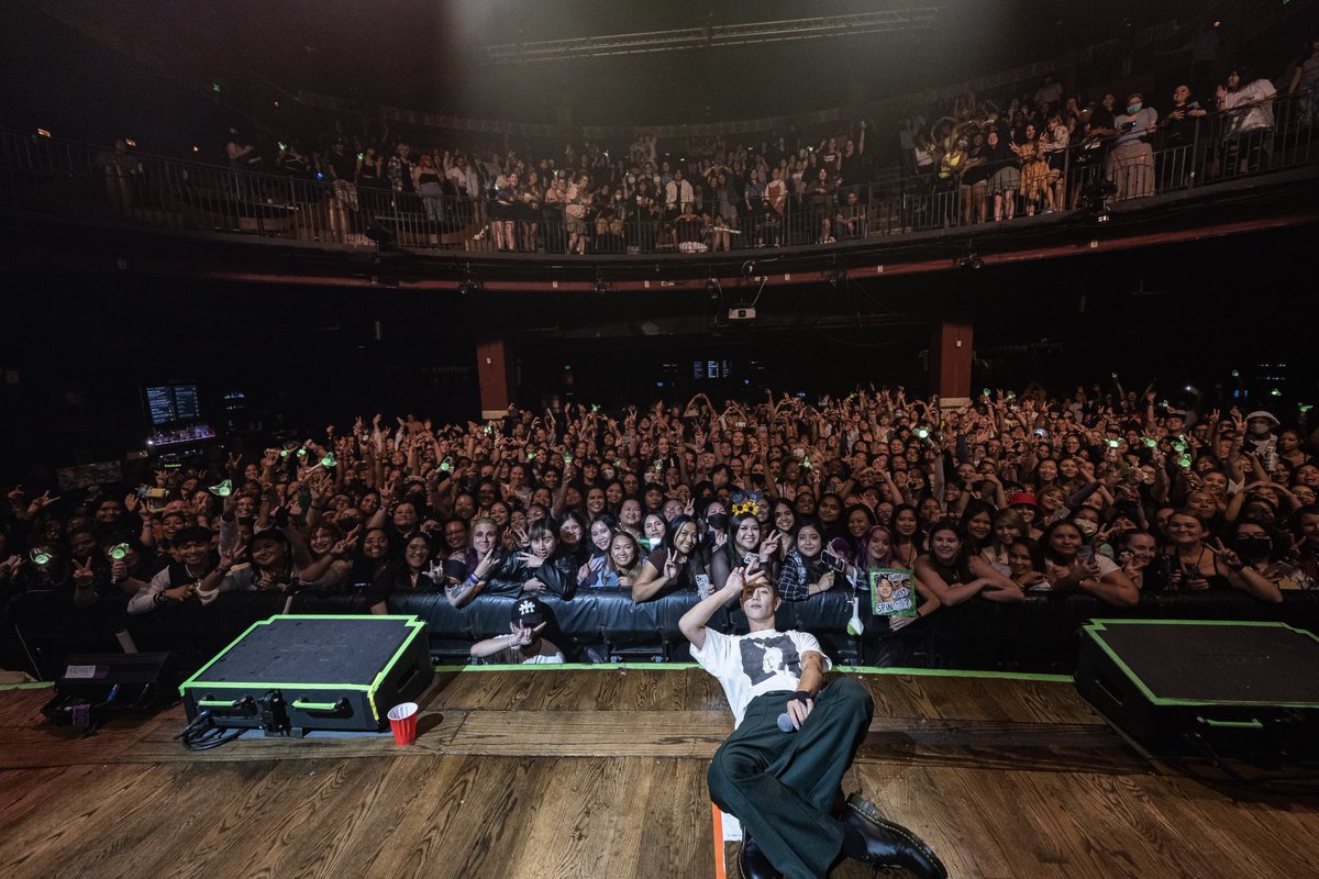DNAmngmnt's tweet photo. Thank you for the crazy night Dallas 🙌🏻 Perfect way to end the Texas stops! Love y’all and have a good night ❤️

#MarkTuan #Mark
#theotherside #theothersidetour 
@marktuan https://t.co/vbGb60Kovn