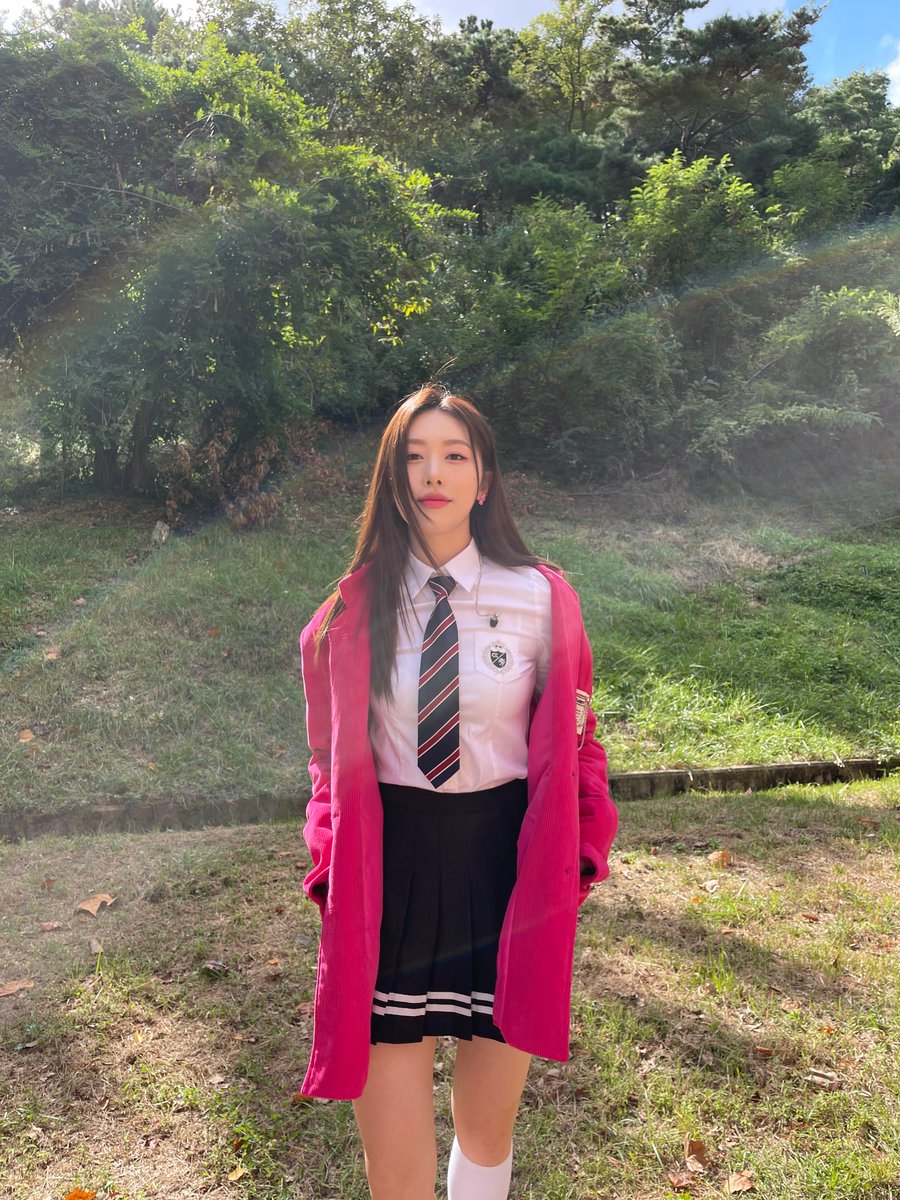 Hezz_offcl's tweet photo. [#Hezz_pic📸]
❣️Hezz Day D-1❣️
961008분 전부터 기다리고 기다리던 헤즈데이 하루 전!!
홍차 우리 내일 만나요🎂🥳

#Hezz #헤즈
#Hezz_Churup
#Churup
#홍의진 #HONGEUIJIN https://t.co/XSg3u2IWPM