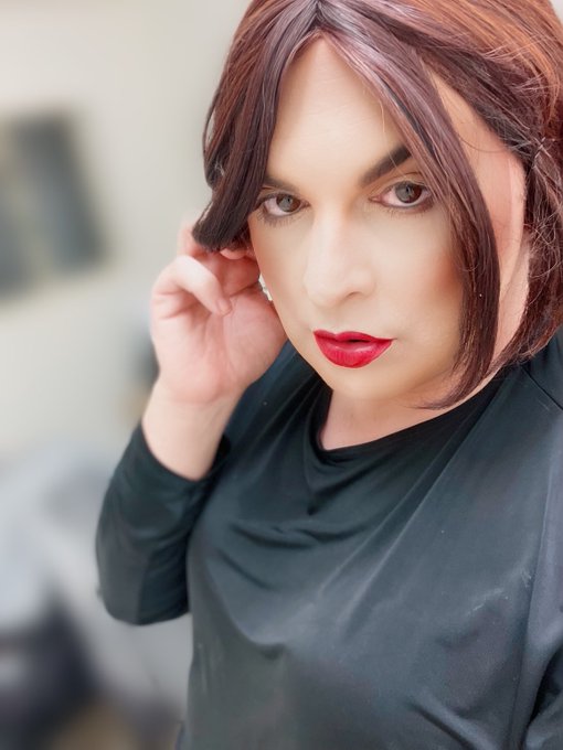 What's up Twitter? 
#trans #crossdresser #adelaide https://t.co/7Hk0EGqTfm