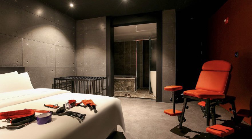 spanking_Jay's tweet photo. 군산 Hotel PM 입니다
전북 군산시 나운동 850-6
광고 아님 궁금해하는 사람들이 많아서
#sm #테마모텔 #sm컨셉룸 https://t.co/qFy7FFLWz5