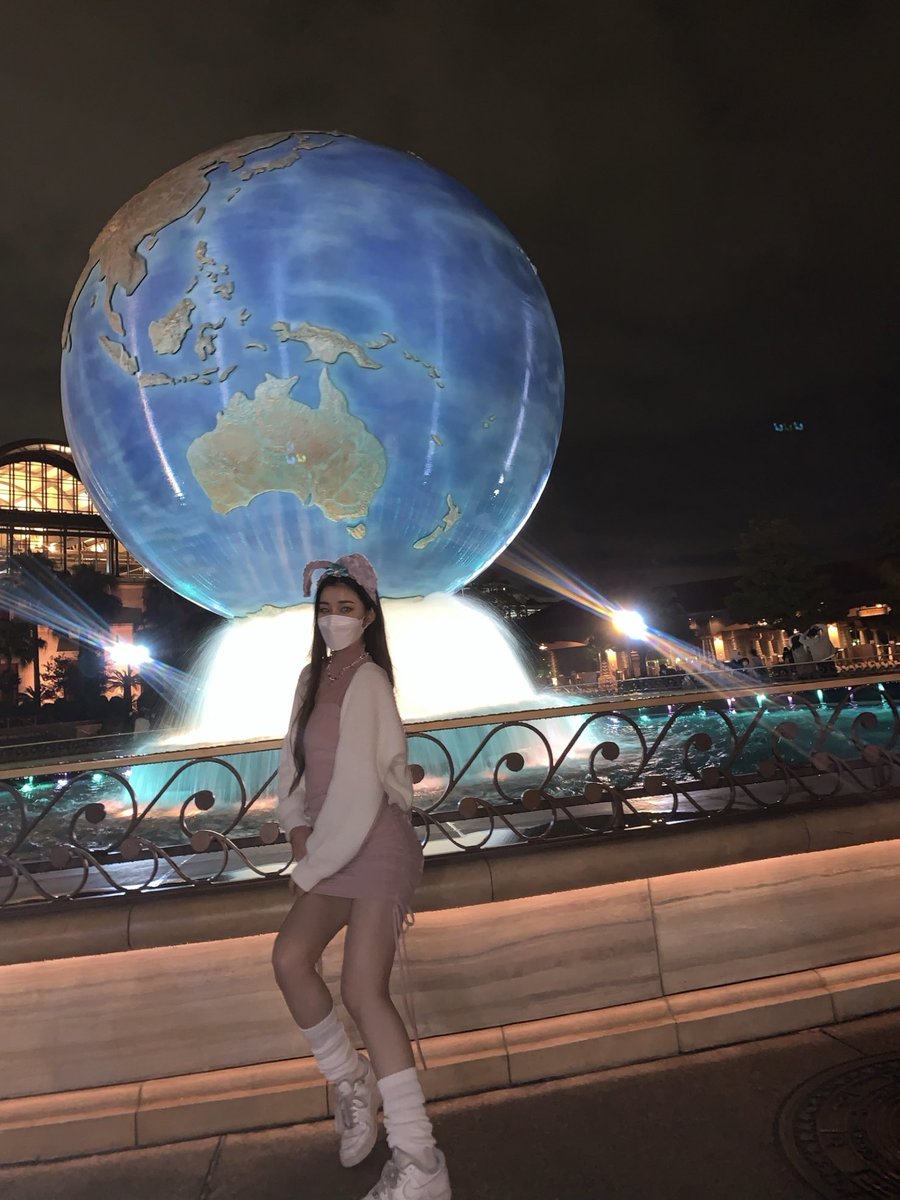 saakraa__'s tweet photo. ディズニーシー行ってきました💫
早くラプンツェルエリアできて欲しい\[♡_♡]/ https://t.co/rHJS2klg0Z