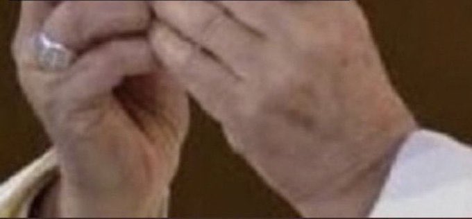 adrianisoffline's tweet image. 