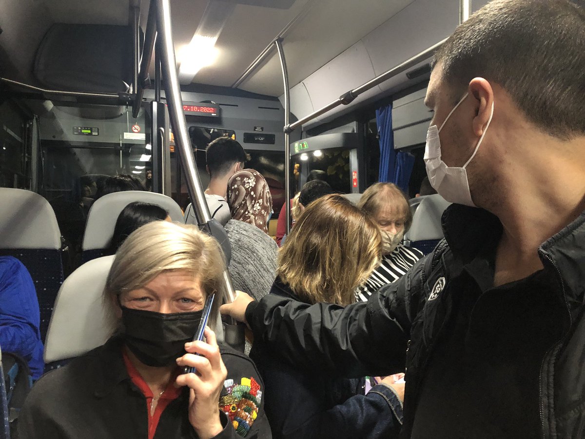 Laura Siles tweet media