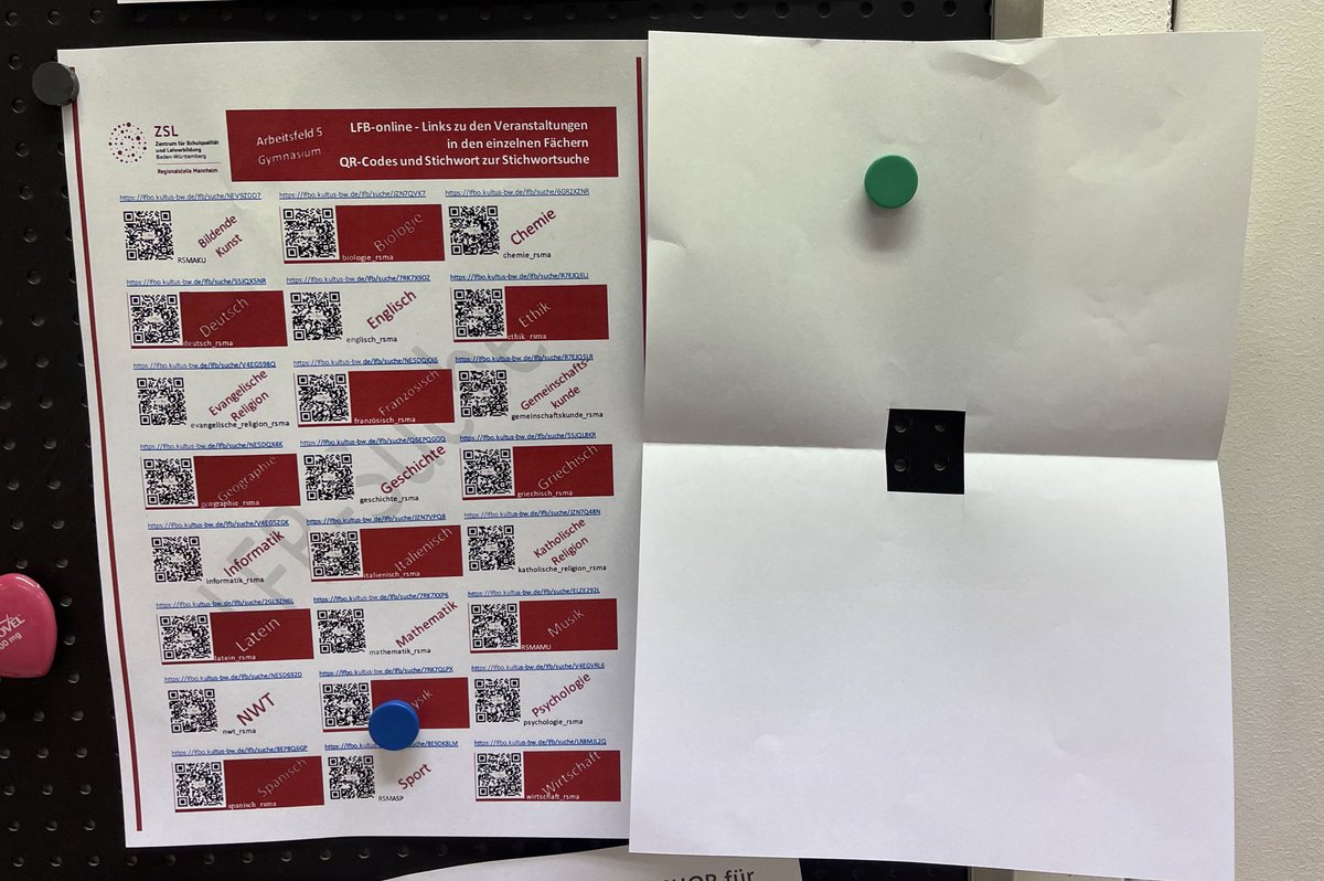 Mr_Airless's tweet image. Die Digitalisierung schreitet voran. Die neuste Analogapp der QR Code Chooser. 🤣🤣

#edubw #digitalbw #twlz #twitterlehrerzimmer #digitslisierung #schule #news