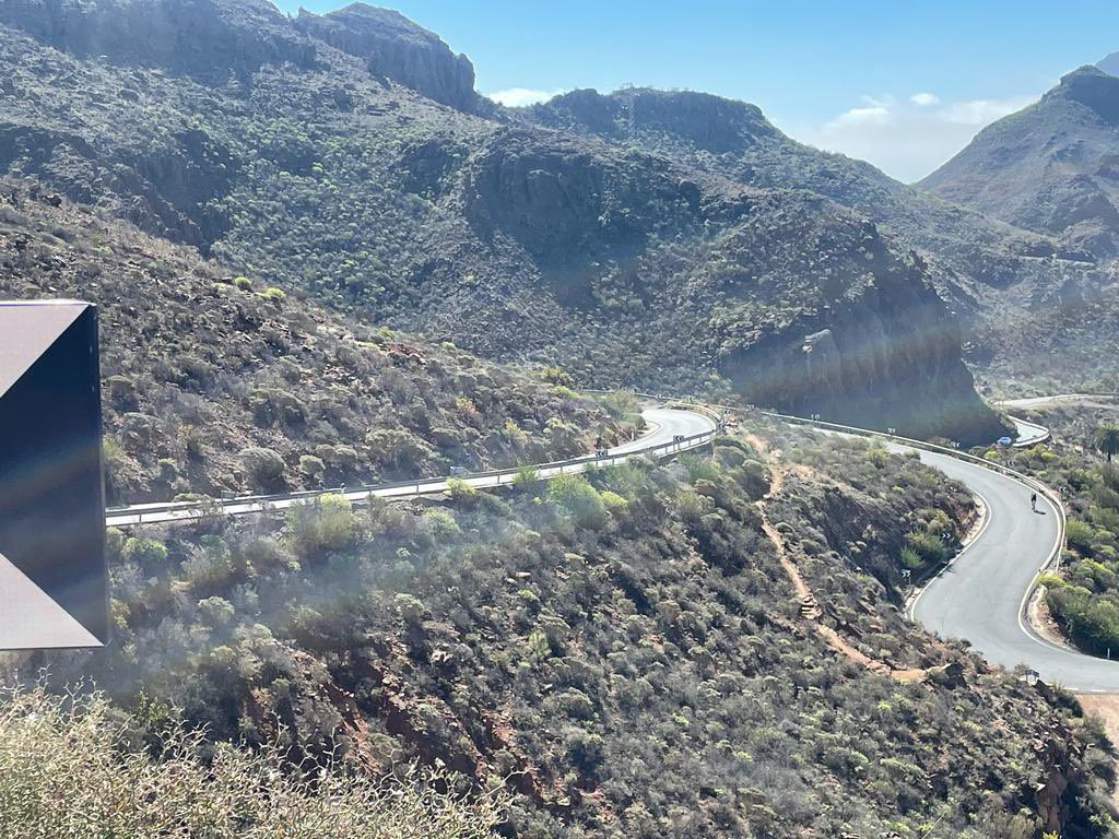 pablocabeza's tweet photo. El hombre que ama el camino, caminará más lejos que el hombre que ama el destino. https://t.co/dQDJ6YSQdA