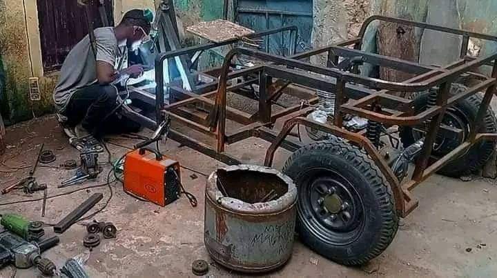 itskingtimothy0's tweet photo. Made in Kano by a Nigerian youth. What a “lazy Nigerian youth”
It’s only God that can help us forgive this Government for all they have done and said to us within this 7 years. 
#ASUU #Lekki #dangote #Peterobi #PeterObi4President #unuusualphyna #Dino #mohbad #Emeka https://t.co/SsGAYfVt0Z