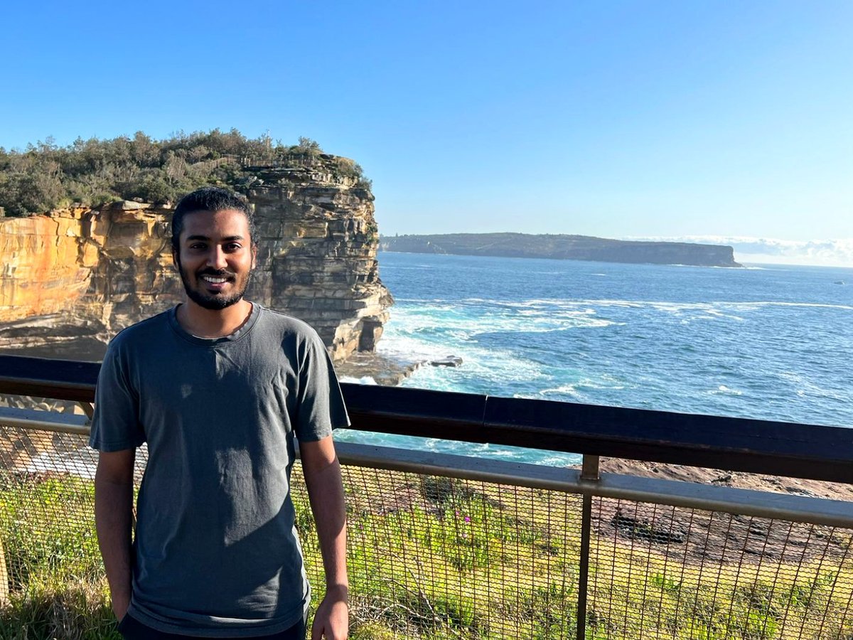 iamprakashthiru's tweet photo. Now you can add status to the tweets! 

Currently #Twitter allows to pick one option from the presets. Maybe more will be added in the upcoming days. But yeah, looks cool 👌

Snap from morning walk at Bondi Beach🧍bondi #TwitterStatus 💙 https://t.co/AQfmMAbNki