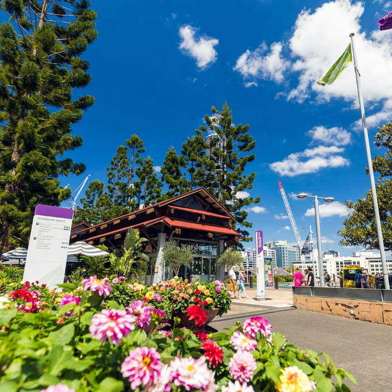 🍃 Sit back and relax in the peaceful surrounds of the parkland with a coffee, breakfast, lunch or a bite at The Garden Room. Open daily from 7am-3:30pm. The menu uses the freshest ingredients, locally sourced and inspired by the beautiful #romastreetparkland