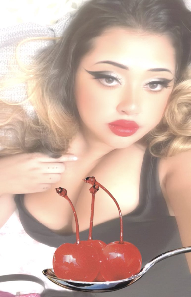 applexbutthole's tweet photo. 🍒❤️‍🔥 https://t.co/iMKuR5v3oY