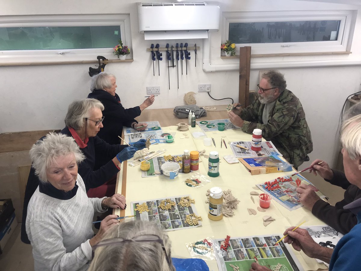 Na_Shers's tweet photo. @SeedsofChange @nbrly @HIWCF #RedSquirrel lampshade & Barnsley Trail signs. Red squirrel & bird feeders, bee houses all made from #recycled wood. #MentalHealthAwareness #MensSheds #AvoidIsolation https://t.co/9tlJxXo6A5