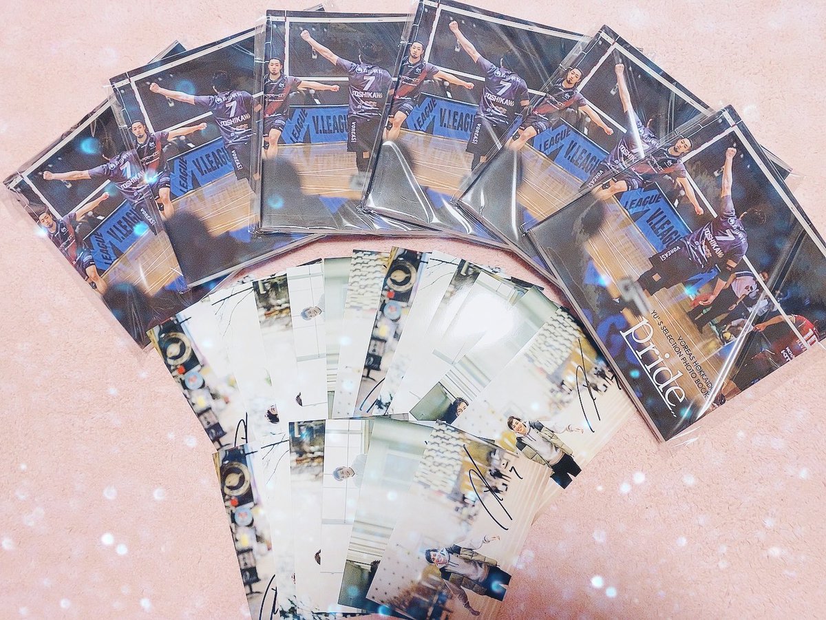 mayuu77's tweet photo. コレクターズパッケージ×3セット、無事届いた(  •︠ˍ•︡ )📕💘💘やっぱり世界でいちばん誰よりもだいすきな人です😘🫰🏻💓💓らぶ！ https://t.co/HWbfcUz27k