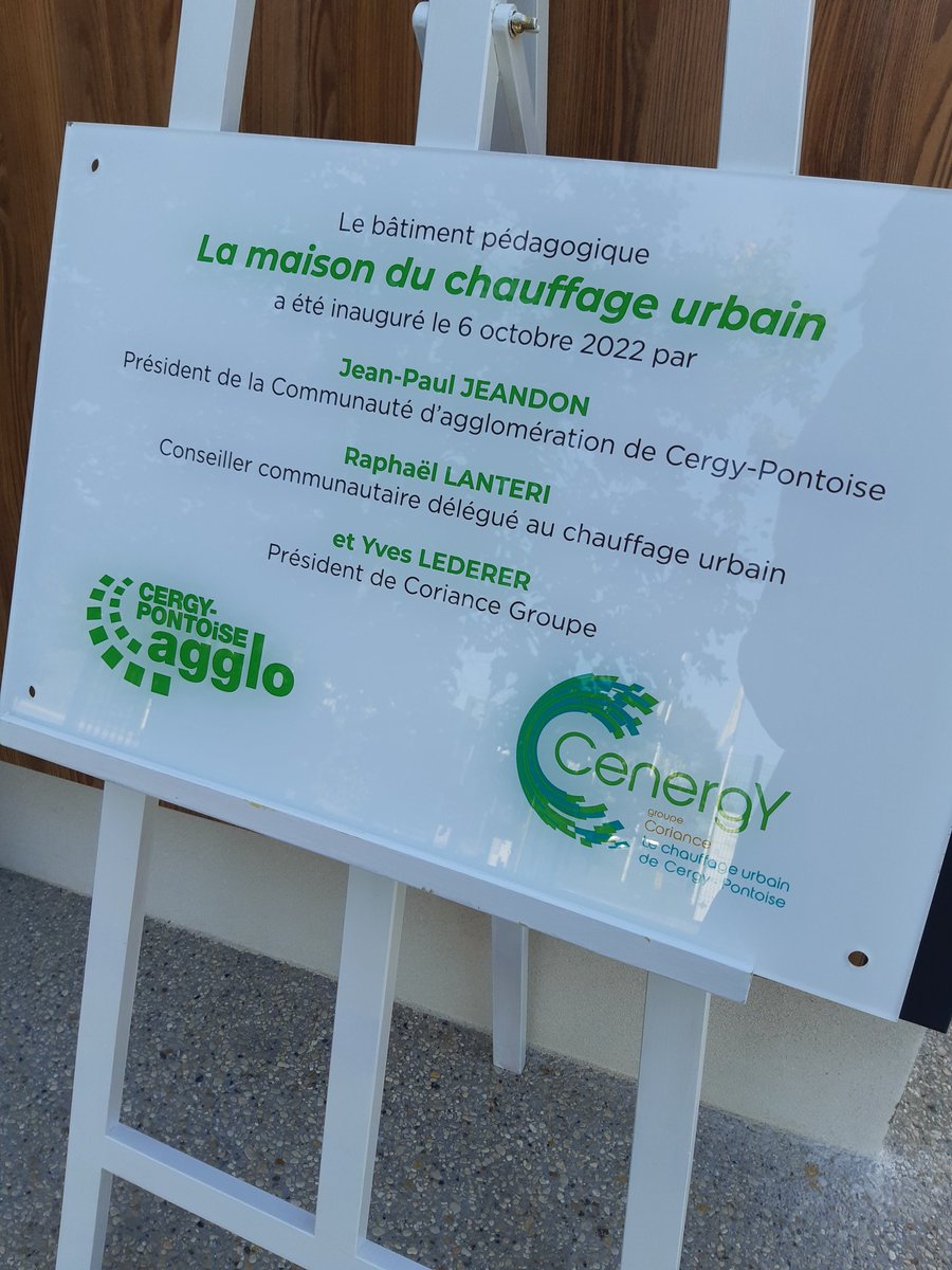 Groupe_Coriance's tweet image. Hier a eu lieu l'#inauguration du bâtiment #pédagogique La Maison du chauffage Urbain de @CergyPontoise95 en présence de @yves_lederer, @Jp_Jeandon et #RaphaëlLanteri.