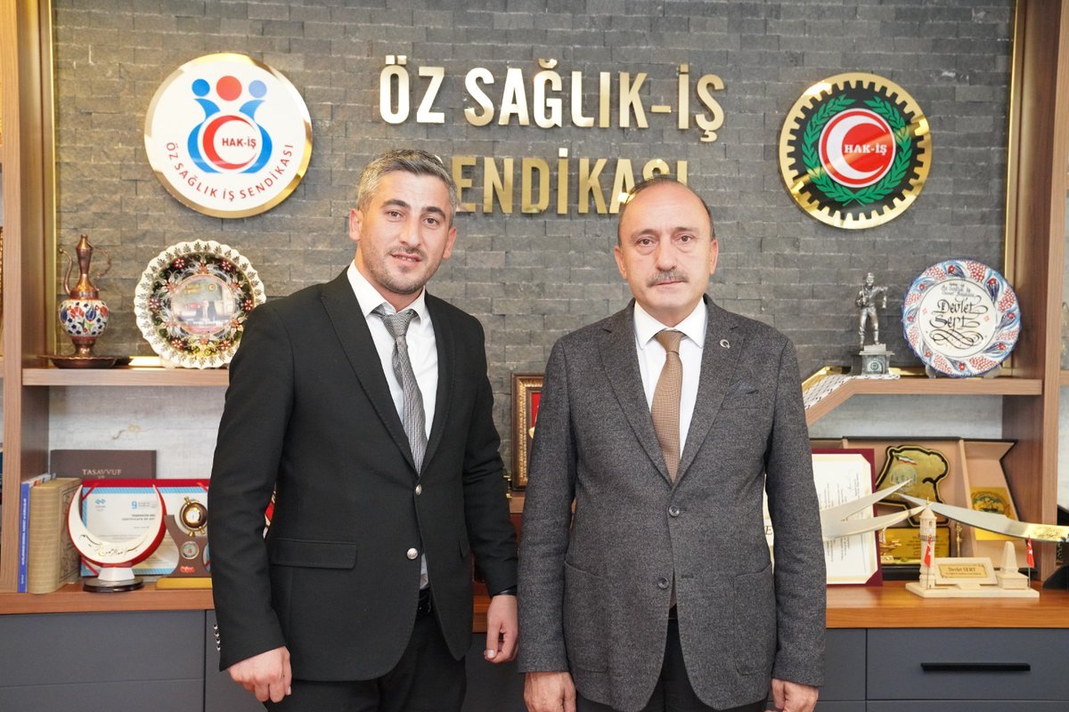 ASH Bakanlığı bünyesinde görev yapan Ek Dersli Personelin haklarını savunmak için kurulan ABEP-DER’in Değerli Genel Başkanı Erhan Taylan’a nazik ziyaretleri için teşekkür ederim. Bu personelimizin sorunlarını biliyor, özlük hakları konusundaki takibimizi sürdürüyoruz.