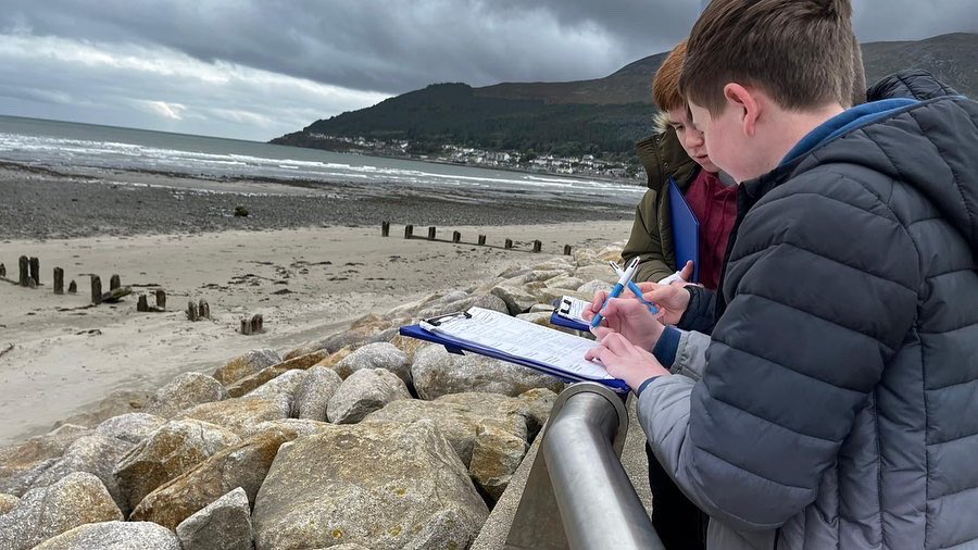 pcgeog's tweet photo. Year 11 Geographers studying coastal processes and coastal management in Newcastle yesterday! https://t.co/KdPkK35mDF