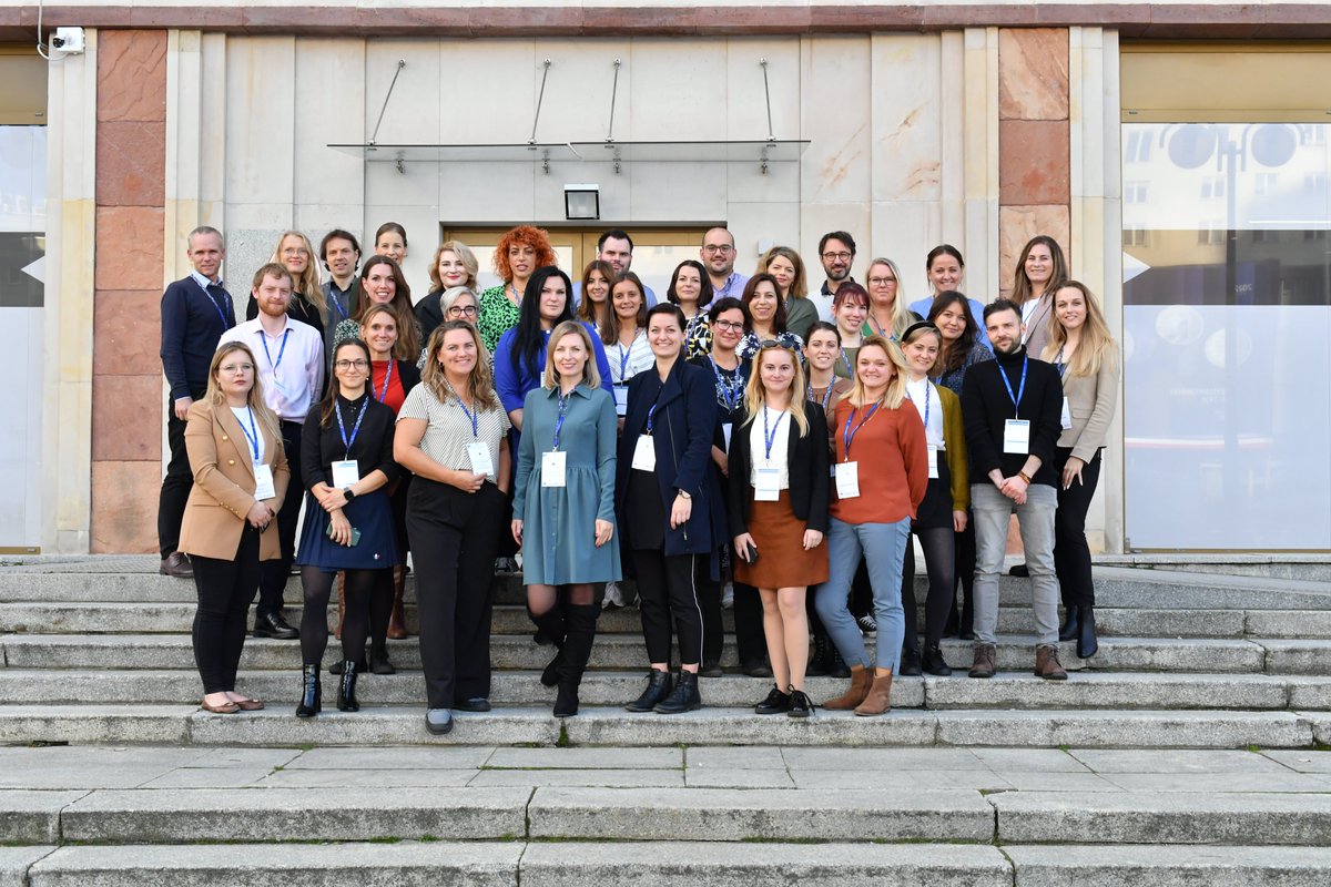 ECCPoland's tweet photo. The @ECC_web communication workshop 2022 is coming to end. 
✍️@BenRayThePoet thank you for a valuable workshop! 
🫂 Thank you all for coming! It was a pleasure to host you! https://t.co/LywCAPr6lC