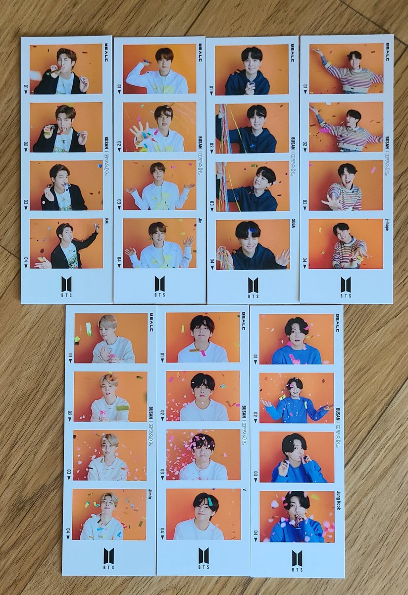 bts_jkmy's tweet photo. #부산롯데백화점 
7시 40분 도착 
웨이팅번호 56번 접수되었고 
10시 30분 롯백 오픈이라 근처 있다면 알림 와서 들어갔는데ㅠㅠ
트친 부탁으로 사러 온 보스턴백, 무드 등, 호비가방 빼곤 다 있다 난 딱 이걸 사러 온 건데
없어ㅠㅠ
없는 거 외 부탁받은 거 삼
무슨 팝업스토어가 이래

#BUSANMerch https://t.co/2PeXk85fLL