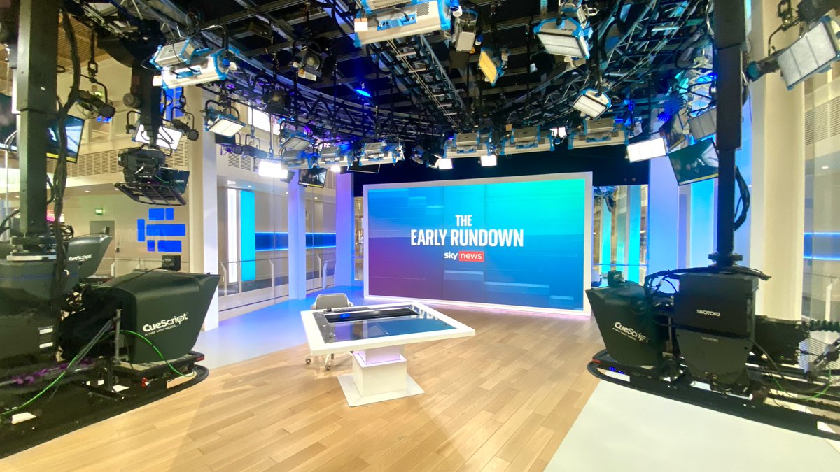 NeilDunwoodie's tweet photo. 🎯JOBS @SkyNews 🎯
We're expanding our team - for the full range of journalist jobs on offer start here and scroll 👀
https://t.co/NhPzdZxQgz
#skynews #journalismjobs #journalism #workforsky https://t.co/9xM0uqFdgP