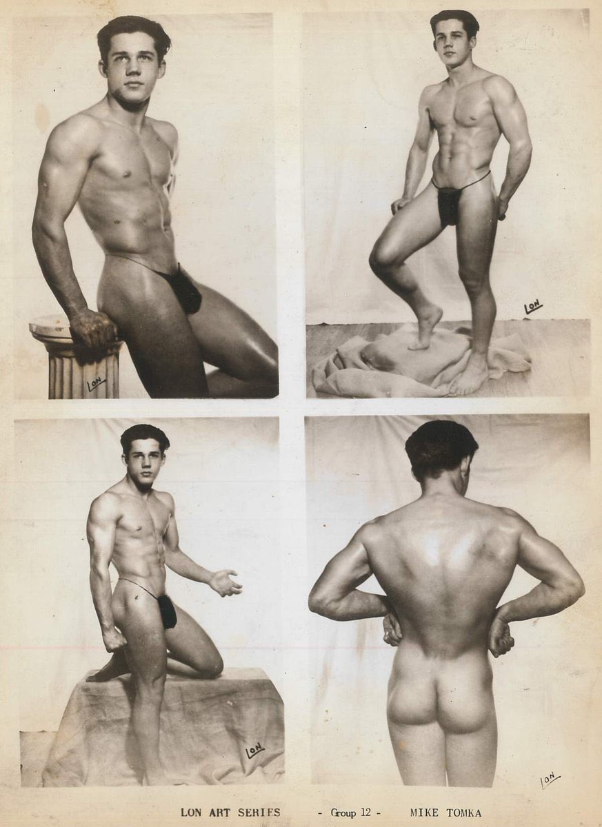 #PornoChic #ManInThong #ThongIsTheNewBlack #OldiesBottomGoodies #ClassicMan