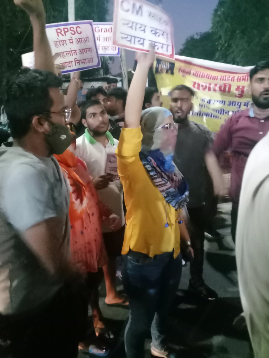 jatin_madan's tweet photo. इ���्हें कब मिलेगा न्याय, लंबा हो चला है इंतेजार

स्कूल व्याख्याता भर्ती परीक्षा तिथि आगे बढ़ाओ तथा फोरम रिओपन करवाने की मांग
#ReOpen_1st_2nd_Grade_Forms
#Rpsc_1stGrade_Re_Open_Form https://t.co/uY2L6VJ1sU