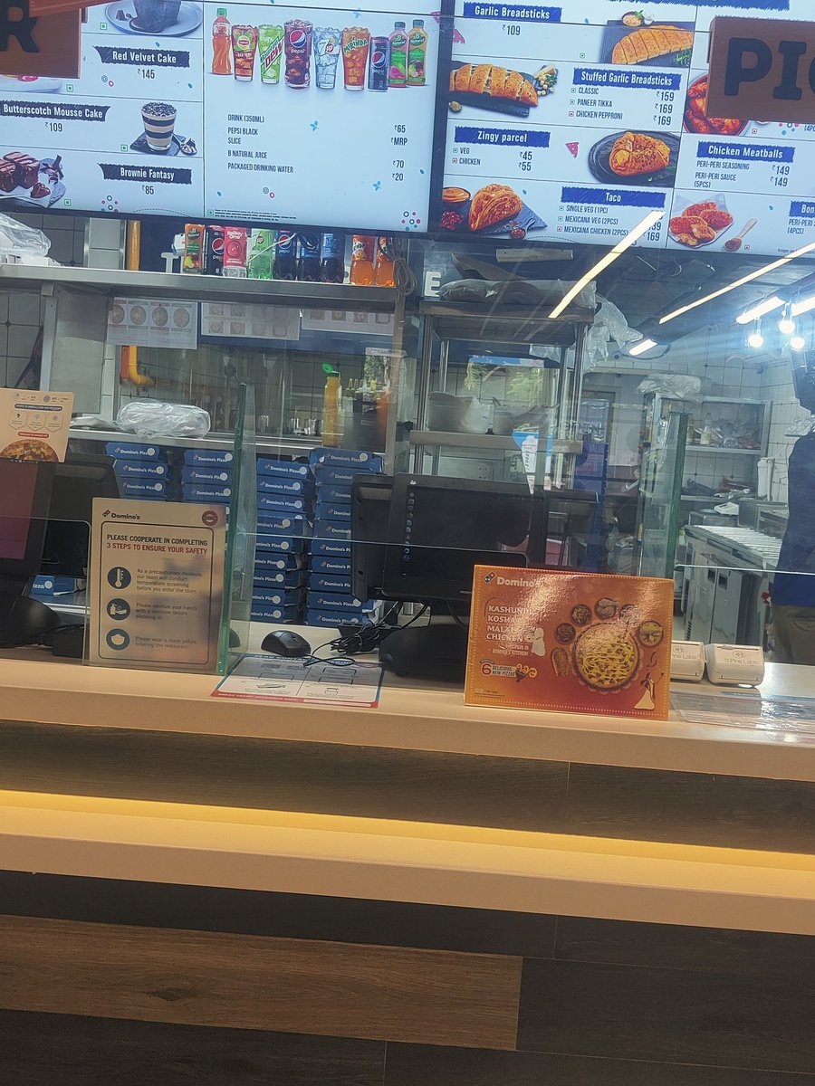 kunal2990's tweet photo. Bad experience in @dominos 
1. When I enter no staff give me a proper guide , no welcome, when i ask something no proper reply
2. As you can see the pizza plate and wardrobe was not clean.
3. Some offer was going on Durga Puja i ask him but again didn't explain https://t.co/WLWOkU1Aof