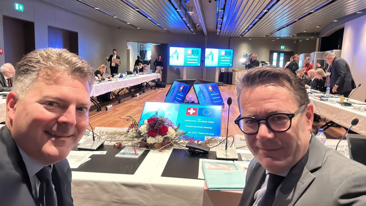 Andreas_Schwab's tweet image. Los gehts 🇨🇭🇪🇺 Delegationstreffen mit @BeniWuerth und vielen Kollegen @EUparliament und @JurajNociar und @SwissMFAStatSec @EUinSwitzerland 
Wir konzentrieren uns heute auf die Details der Freizügigkeit. #letsmoveon