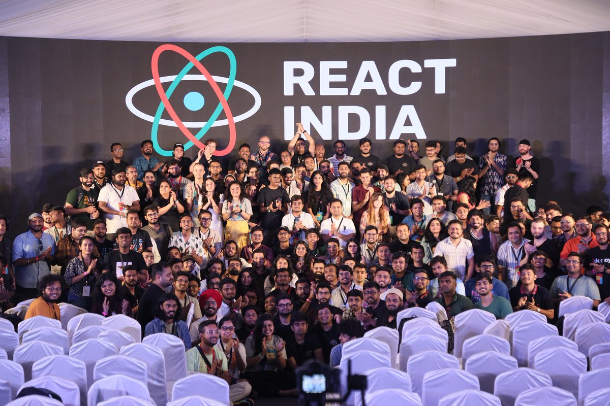 CodeXayan_'s tweet photo. All the React Developers in one frame 🥳
@react_india was incredible 😍
Find mee there 👀 https://t.co/HDvkkVy8tI