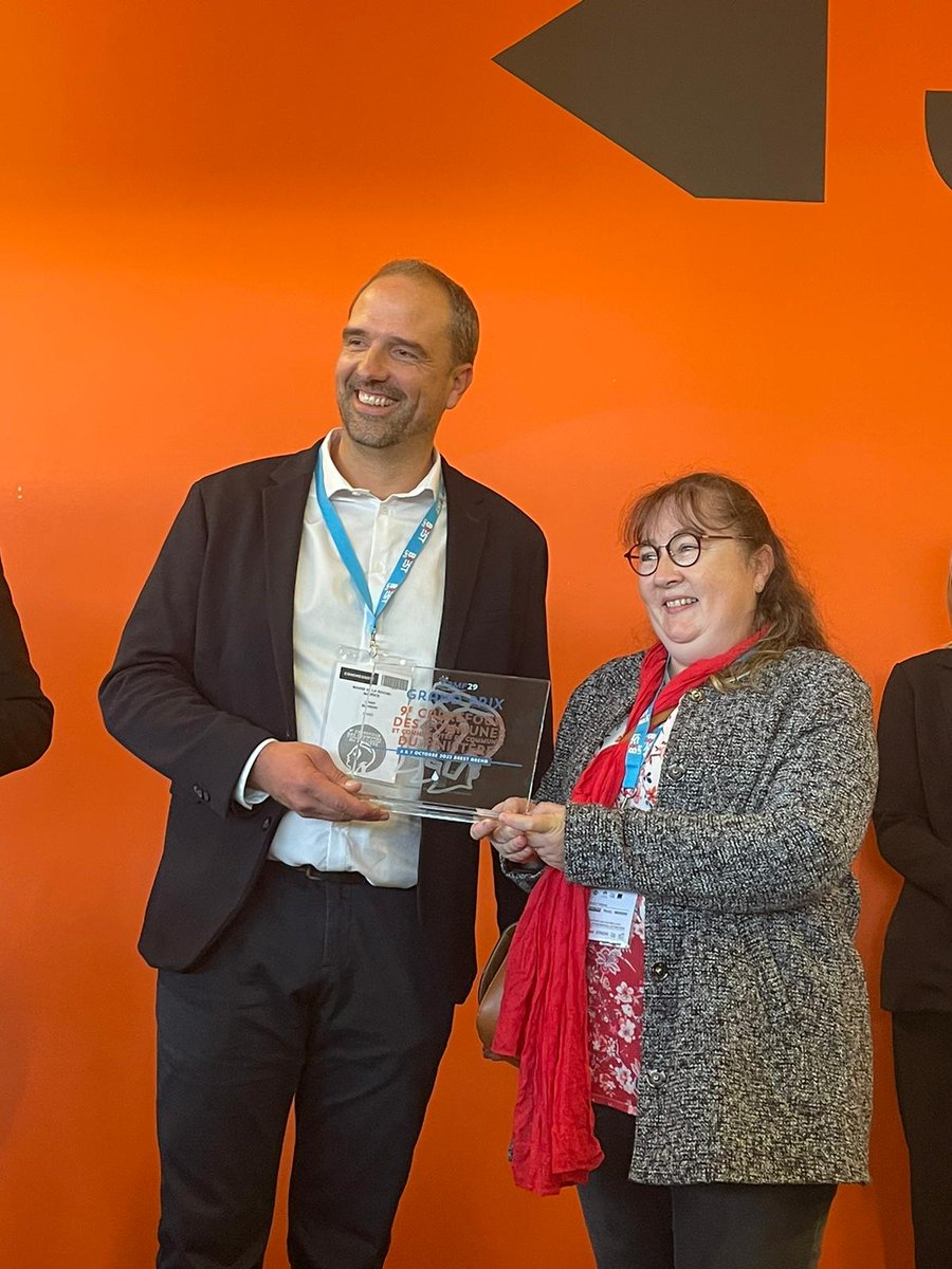 AMF_29's tweet photo. - Prix du Meilleur Journal Communal -

Bravo 👏 aux différentes collectivités primées pour leur travail de communication à destination de leurs habitants.
#CCF22 #LaFeuille #Ploye @LaRochemaurice #Elliant @VilledeLoctudy #Plouigneau #Plouzane @BrestFr @CCPaysFouesnant https://t.co/B2iAGRYdu2