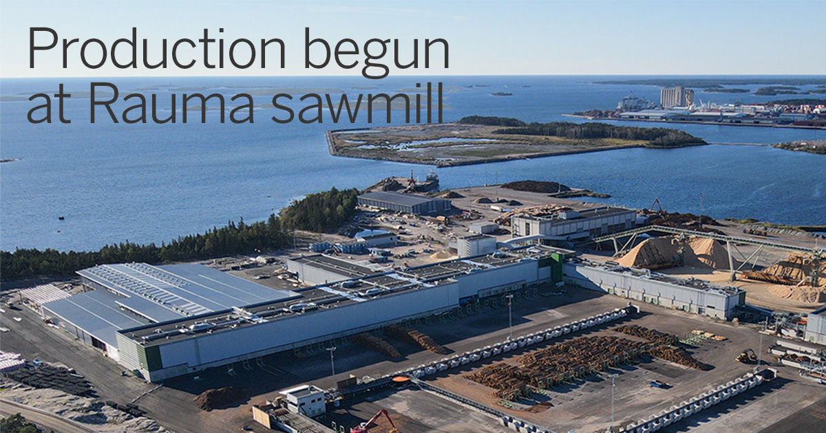 Rauma sawmill has moved from production test runs to continuous production. It operates in three shifts. All production is controlled from a single central control room. Read more and watch the video: ow.ly/Ixia50KZzTK #MetsäFibre #RaumaSawmill