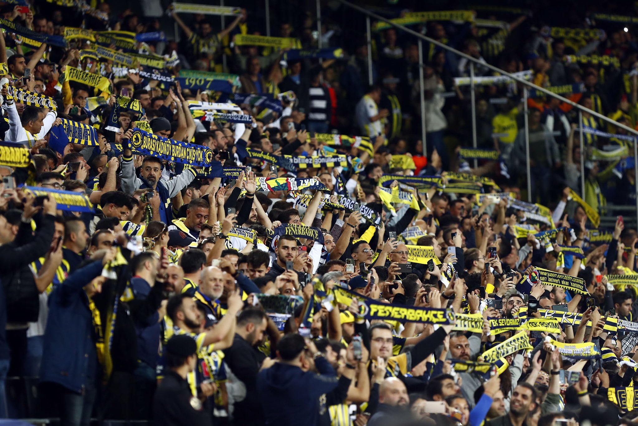 fenerbahçe taraftarları
