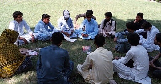 PYA1917's tweet photo. پروگریسو یوتھ الائنس، سندھ یونیورسٹی، #جامشورو کی جانب سے سندھ یونیورسٹی میں ہفتہ وار سٹڈی سرکل بعنوان ”ہراسمنٹ کی سماجی بنیادیں اور اس کا مستقل حل“ منعقد کیا گیا۔ https://t.co/oxvtMhyuiA