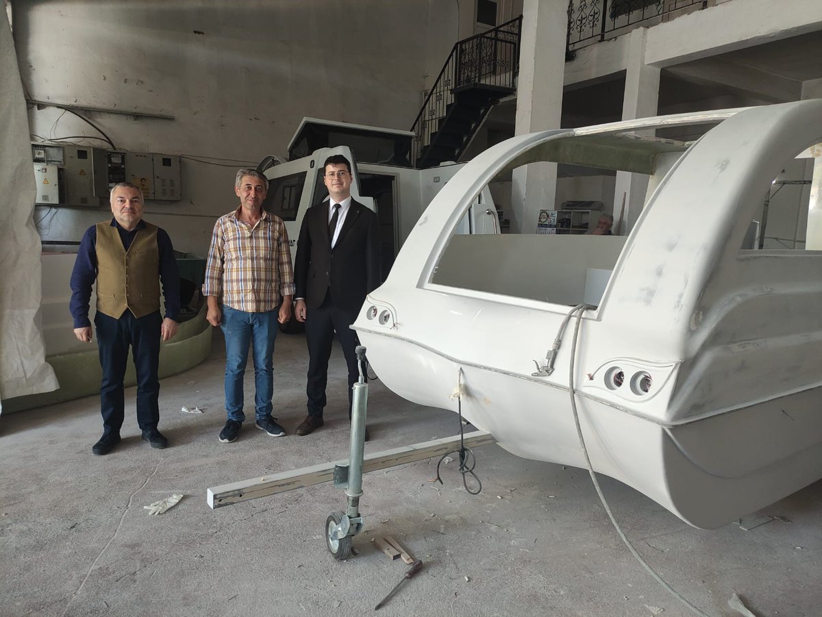 Merzifon Küçük Sanayi Sitesi'nde suda yüzen çekme karavan imalatı yapan HMY Karavan firması ziyaret edilmiştir. Firmanın yatırım talepleri dinlenmiş, Yatırım Teşvik Sistemi ve devlet destekleri hakkında bilgi verilmiştir. <a href="/okakalkinma/">Orta Karadeniz Kalkınma Ajansı (OKA)</a> <a href="/KalkinmaAjansGM/">Kalkınma Ajansları Genel Müdürlüğü</a>  aa.com.tr/tr/yasam/amasy…