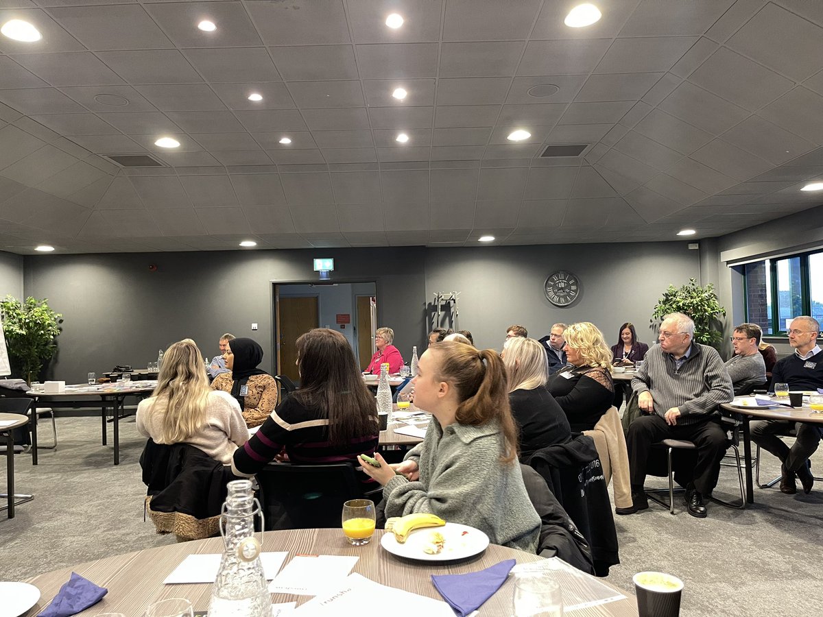 PhilWeaverAuto's tweet photo. Great presentation by Sam Beattie from Progess Group this morning at BB4B at the LFA in Leyland. #bb4b #progressgroup @THEBB4B @sjfpropertysvs @CroasyM @BPEstateAgents @GreenManMkg @BusinessGiftUK https://t.co/IhYle2L4Uk