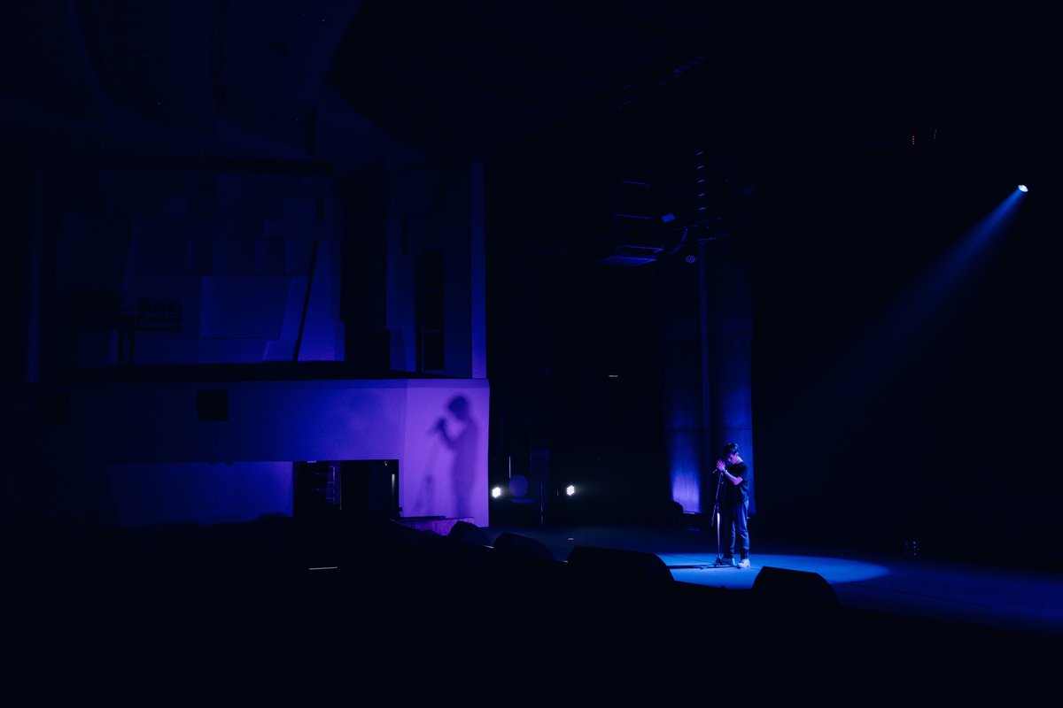 QH_MasterD's tweet image. Are u ready ??? 🔥🔥🔥 
See u Muzik, let’s go !!!

#TheJourneyOfMemories #QUANGHUNGMASTERD #การเดินทางของความทรงจำ