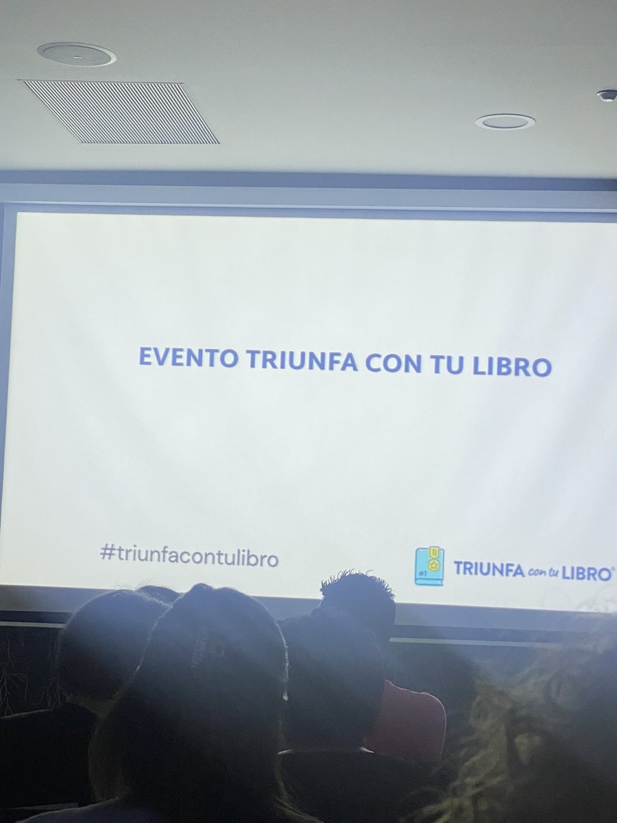 martasebastian's tweet photo. Empezamos… #triunfacontulibro https://t.co/Ni7K0vWoNU
