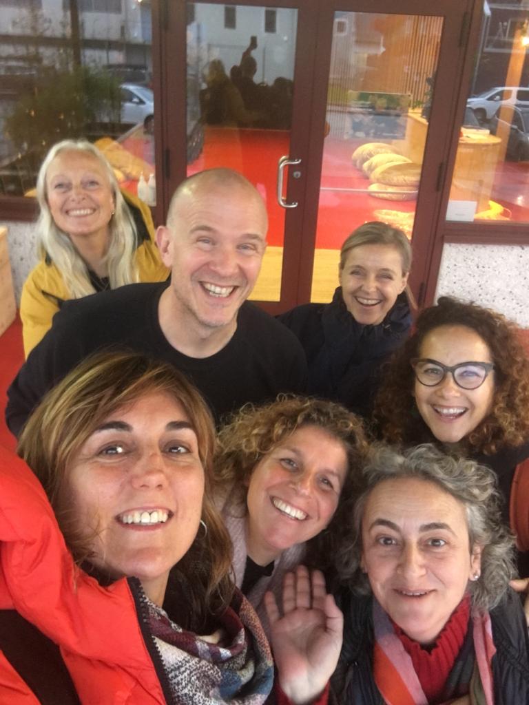 interstice_eu's tweet photo. Training at #Elefantteateret, a theatre built for 0-5 years old children and their families. #peertopeerlearning #art #childrenright https://t.co/WFIxK4RlpF