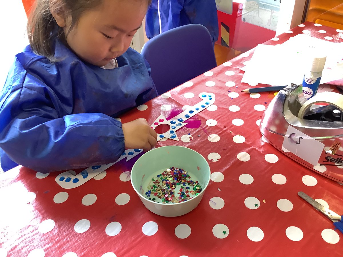 Reception at Staines Prep tweet media